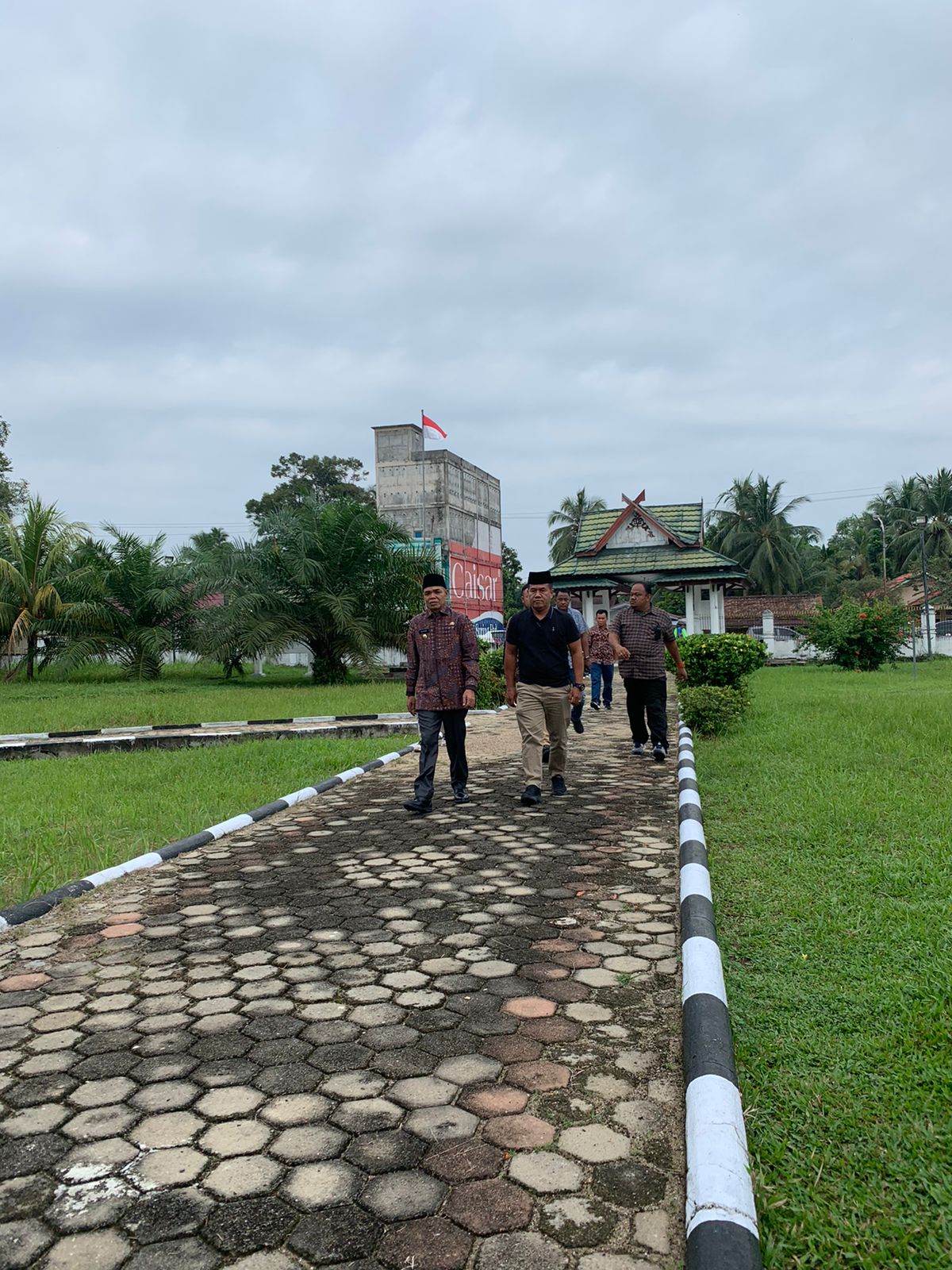 Kunjungan PJ. Bupati H. Aspan ST ke Taman Makam Pahlawan STS Jambi
